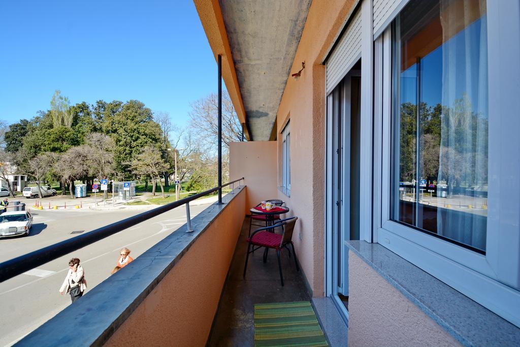 Apartment Franko Задар Екстериор снимка